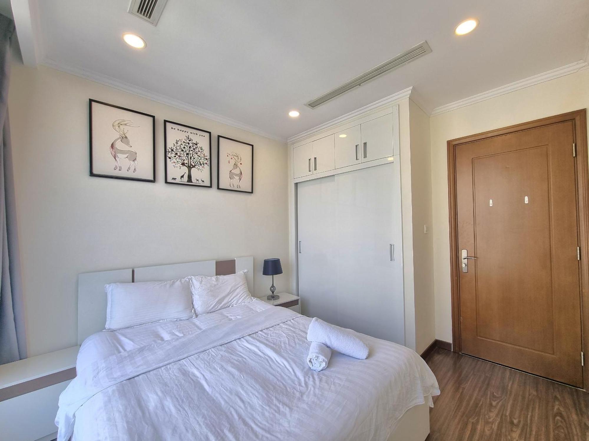 123 Apartment - Rivergate Residence